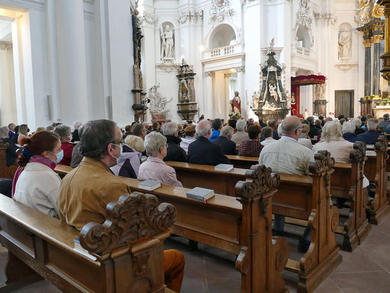 Diakonenweihe im Fuldaer Dom (Foto: Karl-Franz Thiede)